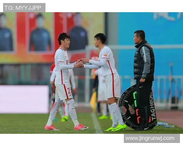 孙兴慜场上这一举动引发球迷热议网友纷纷表达强烈反应